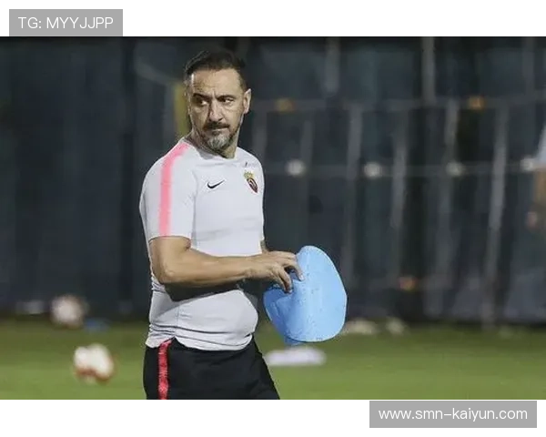 跨量级挑战历史可行性评估：佩雷拉三冠王纪录或难被复制